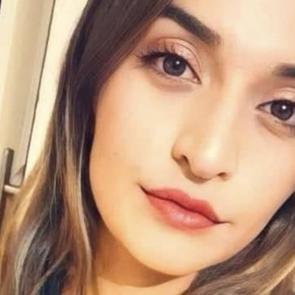 Ebru evinde ölü bulundu