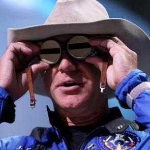 Jeff Bezos 100 milyon dolar yatırım yapmıştı! Uzayda kayboldu...