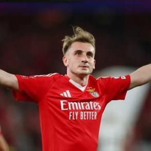 Fenerbah&ccedil;e ile anlaşan Kerem Akt&uuml;rkoğlu'ndan Galatasaray'a s&uuml;rpriz telefon