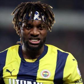 Saint-Maximin'den ağır su&ccedil;lama: Doping yapmaya kalktılar! F.Bah&ccedil;e'den yanıt geldi