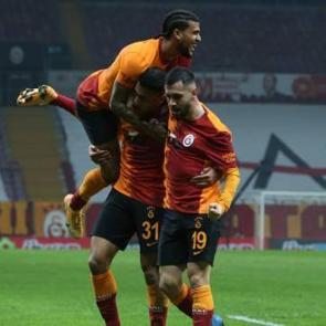 4 yıl Galatasaray'da oynadı, 1. Lig'de tutunamadı: 33 yaşında boşta kaldı
