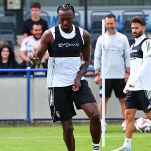 Beşiktaş'ın yeni transferleri bu golde buluştu: Solskjaer takdir etti