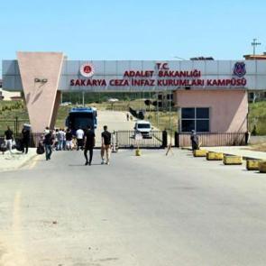 Cezaevinde 2 mahkum yaşamına son verdi