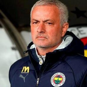 Fenerbah&ccedil;e iki d&uuml;nya yıldızını İstanbul'a getiriyor