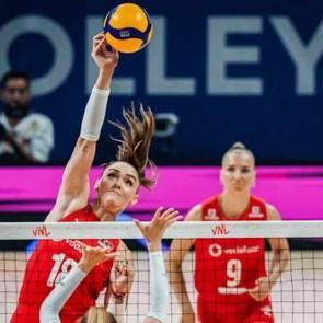 Filenin Sultanları, &Ccedil;ekya'ya mağlup oldu