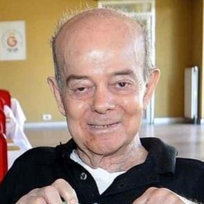 Galatasaray, vefatının 9. yılında efsanesini anıyor