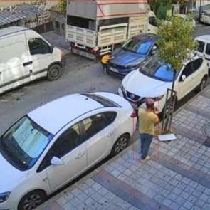 Sultangazi'de yola fırlayan çocuğa otomobil çarptı