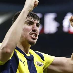 Yusuf Ak&ccedil;i&ccedil;ek'e Serie A kancası! Fenerbah&ccedil;e ilk teklifi reddetti