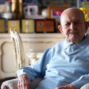 5 kupalı tarihi sezonun mimarıydı! Fenerbah&ccedil;e, efsanesini andı