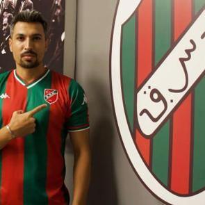 6 yıl Beşiktaş'ta oynadı: 29 yaşında 3. Lig'in k&ouml;kl&uuml; kul&uuml;b&uuml;ne imzayı attı