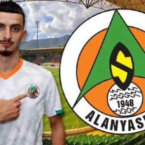 Alman devinden Süper Lig'e geldi! Baran Moğultay kimdir?