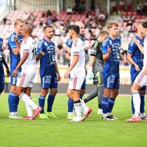 Beşiktaş'ın forveti sakatlandı: Shakhtar ma&ccedil;ını ka&ccedil;ırdı