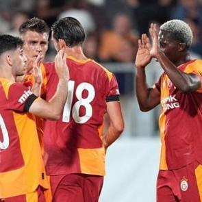 Galatasaray yurt dışına kampa gidiyor! 5 g&uuml;nde 2 ma&ccedil;...
