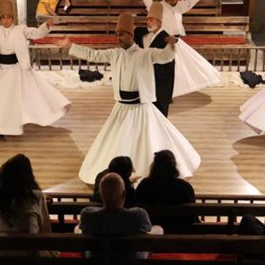 Kapadokya’nın 8 asırlık tarihi: Sema ayiniyle yankılanıyor!