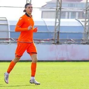 S&uuml;per Lig'de oynuyordu: 22 yaşında ş&ouml;hreti bırakıp 3. Lig ekibine imza attı