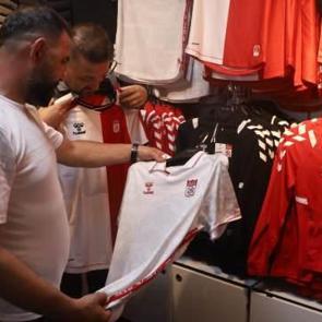 1. Lig ekibinin taraftarlarından vefa dolu destek