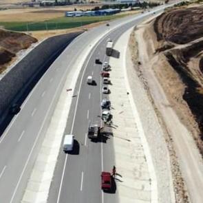 Anız dumanı zincirleme kazaya neden oldu: 7 araç birbirine girdi