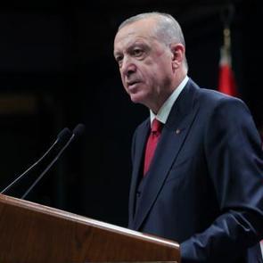 Cumhurbaşkanı Erdoğan şehit ailelerine başsağlığı diledi