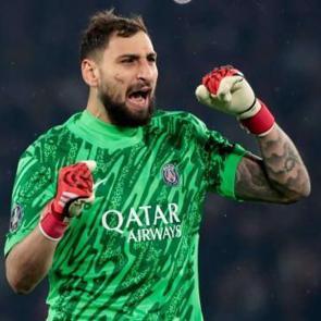 Donnarumma transferinin &ouml;n&uuml;ne taş koydular! Galatasaray'ı &uuml;zecek gelişme