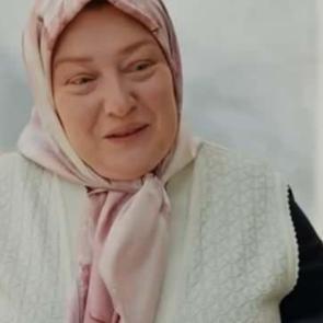 Feyza Işık'tan hayranlarını sevindiren haber! G&ouml;n&uuml;l Dağı'na d&ouml;n&uuml;ş yapıyor