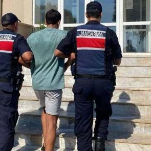 Kaçak göçmen, Sisam'a yüzerek geçmek için hazırlık yaparken yakalandı