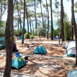 Sakinlik ve huzur arayanlara: Kamp karavan tutkunlarının yeni gözdesi!