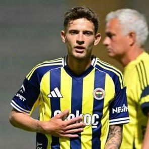 Szymanski'den eski takımı Feyenoord'la ilgili olay s&ouml;zler: Sahada arkadaşım olmayacaklar