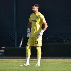 Trabzonspor ile anılıyordu: Transfer yarışını 2. Lig ekibi kazandı