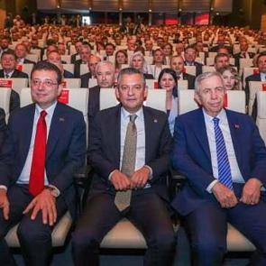 5 ayda şartlar değişti! "&Ouml;zg&uuml;r &Ouml;zel'in adaylığı geliyor!"