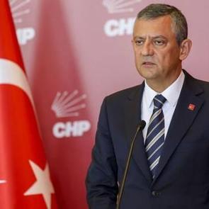 &Ouml;zg&uuml;r &Ouml;zel, 'ilk kez a&ccedil;ıklıyorum' diyerek komisyon kararını duyurdu