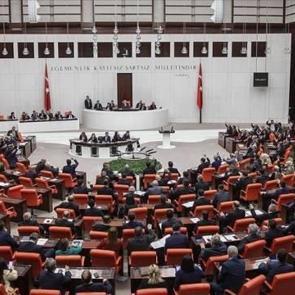 Son dakika: AK Parti ve CHP'de Ter&ouml;rs&uuml;z T&uuml;rkiye komisyonuna katılacak isimler belli oldu