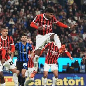 Yıldız futbolcudan Beşiktaş itirafı: U&ccedil;ak bileti bile alınmıştı