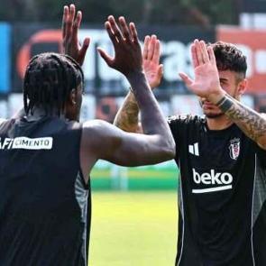 Beşiktaş, St. Patrick's ma&ccedil;ı hazırlıklarını s&uuml;rd&uuml;rd&uuml;