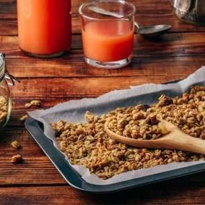 Evde kendi granolanı yap: Granola nedir, nasıl yapılır?