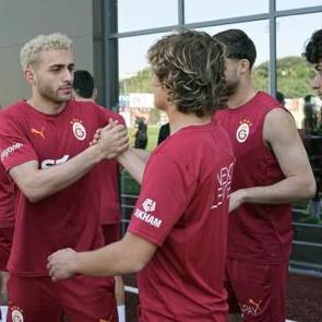 Galatasaray'ın yıldızından Ronaldo s&ouml;zleri: Kendim de &ouml;yle olmaya &ccedil;alıştım