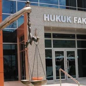 Hukuk fakültelerine giriş barajı yükseldi! YÖK'ten açıklama geldi