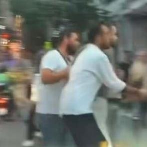 Nişantaşı&rsquo;nda dehşet: Sopayla kadının &uuml;zerine y&uuml;r&uuml;d&uuml;