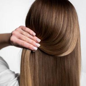 Saç Bakımında Doğal Yağların Kullanımı