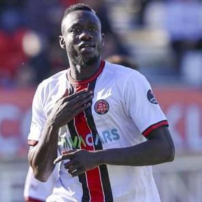 S&uuml;per Lig'de rekor kırmıştı! Gol kralı 1. Lig ekibine imza attı!