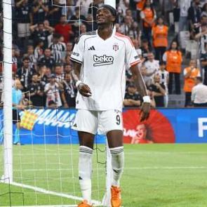 Takıma isyan etmişti: Abraham kesmedi, Beşiktaş'a yeni forvet