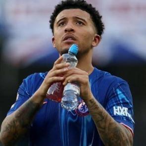 Taraftarlar 4 milyondan fazla yorum atmıştı! İngiliz oyuncudan S&uuml;per Lig devine cevap