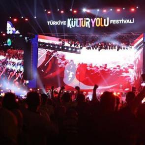Aile Yılı etkinlikleri 12 ilde K&uuml;lt&uuml;r Yolu Festivalleriyle buluşuyor