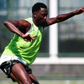 Beşiktaş'ın yeni transferi Wilfred Ndidi, ilk antrenmanına &ccedil;ıktı