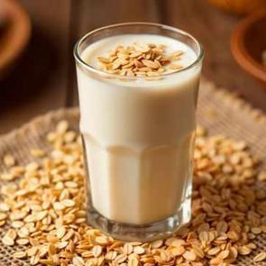Besleyici ve Ekonomik Seçenek: Evde Yulaf Sütü Yapımı