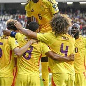 Fenerbah&ccedil;e'den 'şampiyonluk' transferi: Pazarlıklar kızıştı