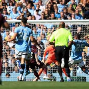 Galatasaray kalecisini buldu: D&uuml;nyaca &uuml;nl&uuml; yıldız geliyor