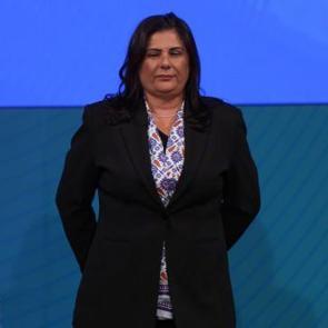 &Ouml;zlem &Ccedil;er&ccedil;ioğlu sessizliğini bozdu! AK Parti'ye neden katıldı? 'S&ouml;ylemezsem i&ccedil;imde kalır'