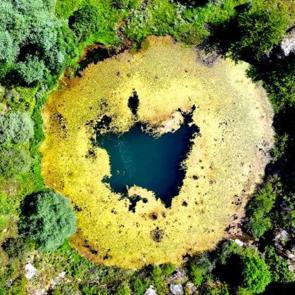 Yer: Sivas! &lsquo;Timsah g&ouml;z&uuml;&rsquo; g&ouml;renleri şaşırtıyor: Yer altındaki bağlantısı da inanılmaz
