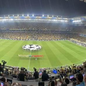 Kadık&ouml;y'de 12 yıl sonra Şampiyonlar Ligi m&uuml;ziği