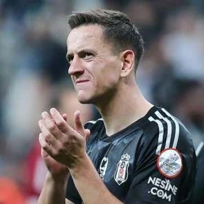 Amir Hadziahmetovic'e s&uuml;rpriz talip! Eski dost takımına istiyor